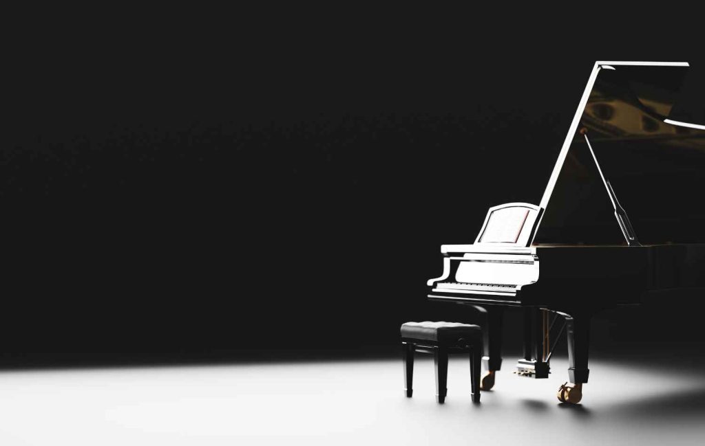 פסנתר כנף משומש